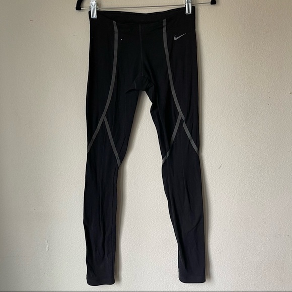Nike Luxe Black Running Tights - Picture 2 of 5